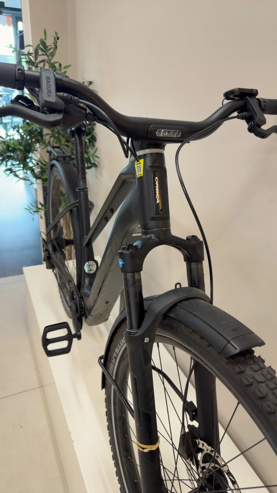 Orbea KEMEN ADV 20 MID M BLK MAT — Testrad Detailaufnahme